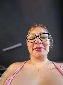 Stripchat Watch Live Sex Cams of DIANITA_1988