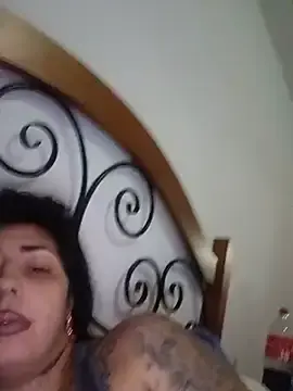 Stripchat Free Porn Cam of matrimonio005