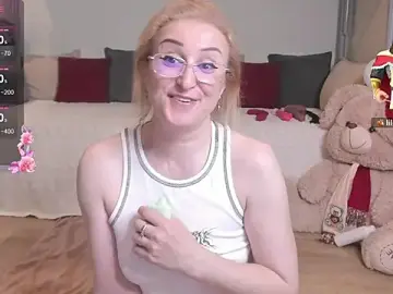 Stripchat Live Sex Cam of MadissonKiss