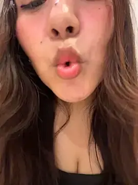 Stripchat Watch Live Sex Cams of NamiNae
