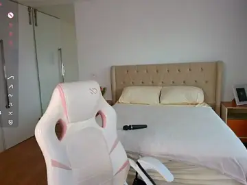 Stripchat Free Porn Cam of Skinny_Alice
