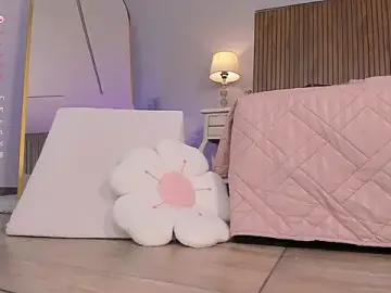 Stripchat Free Porn Cam of tatikiss_