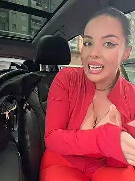 Stripchat Live Sex of Alirawrz
