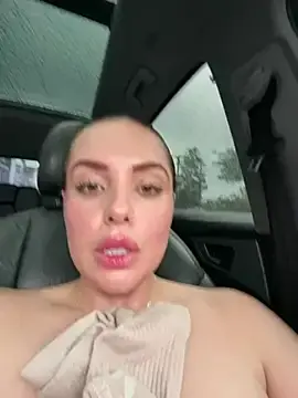 Stripchat Nude Webcam of Alirawrz