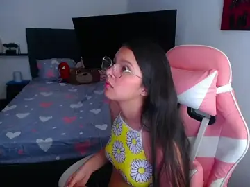 Stripchat Adult Webcams of Daring_latinavip