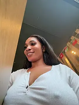 Stripchat Live Sex Cam of ___Nessa