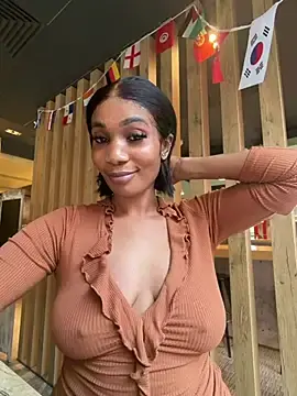 Stripchat Sex Cam of ___Nessa