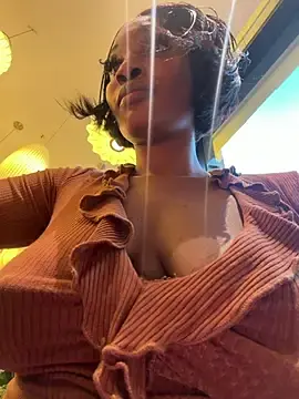 Stripchat Free Porn Cam of ___Nessa