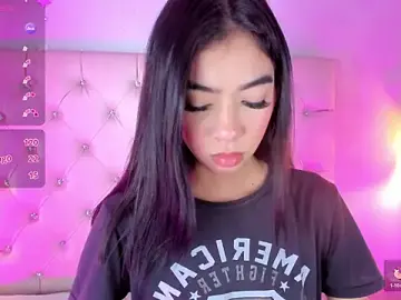 Stripchat Live Sex Cam of GabrielaSuarez_
