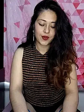 Stripchat Live Sex Cam of LisbethMoore_