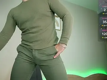 Stripchat Free Porn Cam of alexandrblatenn