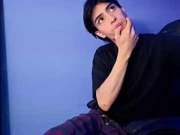 Stripchat Live Sex of Apolo_Noir