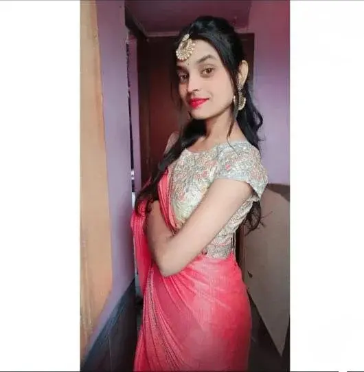 SEXY-MUSKANHOTTY