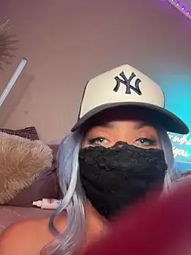Stripchat Free Porn Cam of fairyxbella