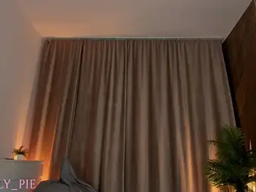 Stripchat Live Sex Cam of JellyPie