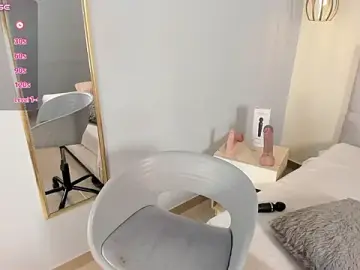 Stripchat Free Porn Cam of escarleth__