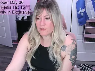 Stripchat Free Live Porn of gennyrock
