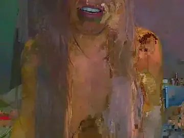 Stripchat Free Porn Cam of petitebelu