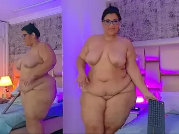 Stripchat Sex Cam of SelennaCooper