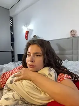 Stripchat Live Porn of CurlyLara