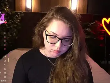 Stripchat Sex Cam of LuxSopphia