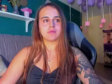 Stripchat Watch Live Sex Cams of evy_orange1
