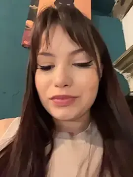 Stripchat Free Porn Cam of Chloe__Moon
