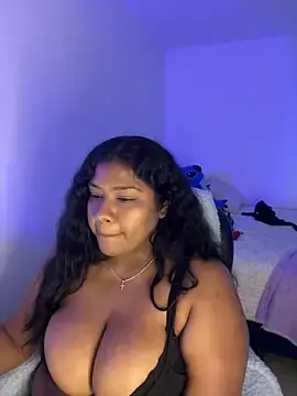 Stripchat Best Webcam of paola091