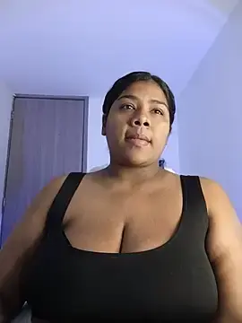Stripchat Live Porn of paola091