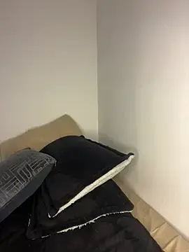 Stripchat Free Porn Cam of paola091