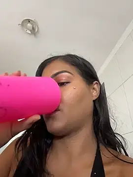 Stripchat Live Sex Cam of Indiazinhax