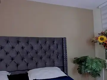 Stripchat Live Sex Cam of Missy_davis