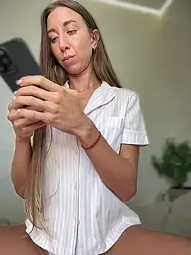 Stripchat Free Porn Cam of Eva_SweetCatt