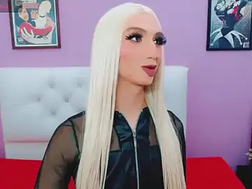 Stripchat Free Porn Cam of shantal_gil