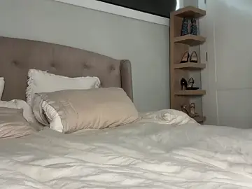 Stripchat Free Porn Cam of MiaMaliahx