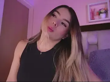 Stripchat Sex Cam of emmy_r