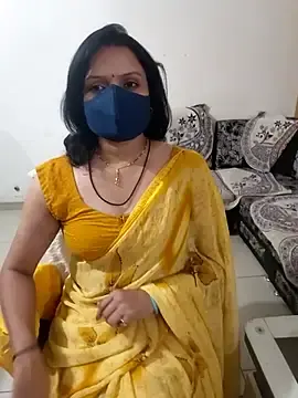 Stripchat Live Sex Cam of khushikhushi