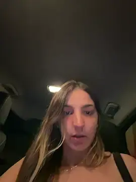 Stripchat Live Sex Cam of DoriDelux66