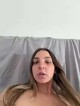 Stripchat Live Porn of DoriDelux66