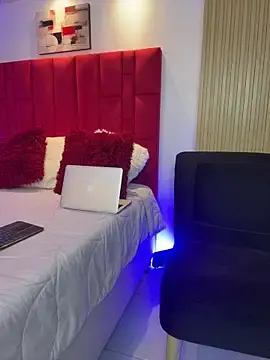 Stripchat Watch Live Sex Cams of Jean_Prime