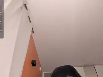 Stripchat Free Live Porn of bigclittiee