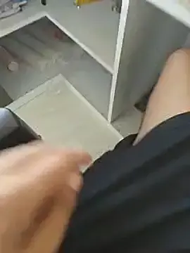Stripchat Watch Live Sex Cams of yourplayboy22