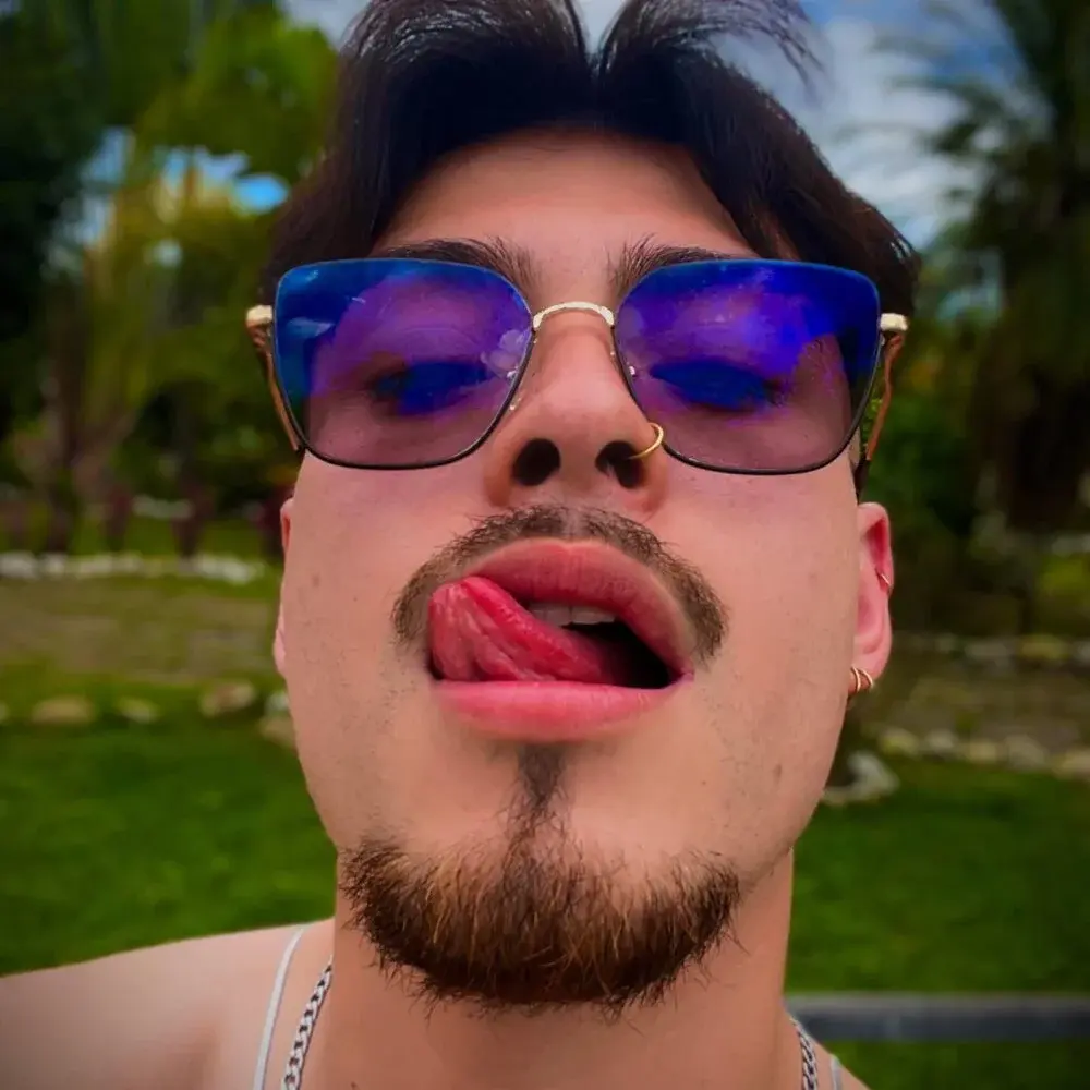 Aiden_Gray