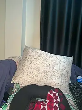 Stripchat Live Sex Cam of Bella_kiki