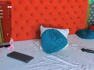 Stripchat Live Sex Cam of VallerieJones