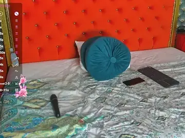 Stripchat Adult Webcam of VallerieJones
