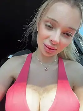 Stripchat Adult Webcam of HannaXLove