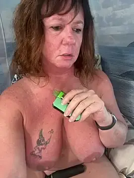 Stripchat Watch Live Sex Cams of Lolli_Jones