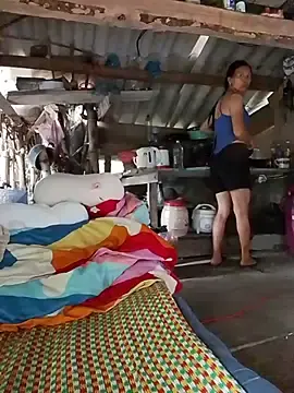 Stripchat Free Live Porn of Hillary-01