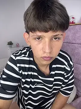 Stripchat Free Porn Cam of Samu_bahachira